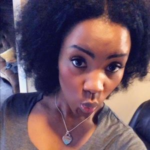 Meet your Posher, Ericka